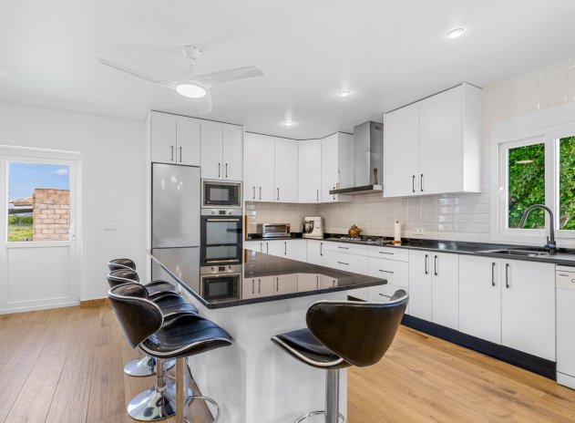 Wiederverkauf - Villa - Los Montesinos