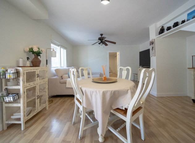 Herverkoop - Villa - Torrevieja - Los Balcones