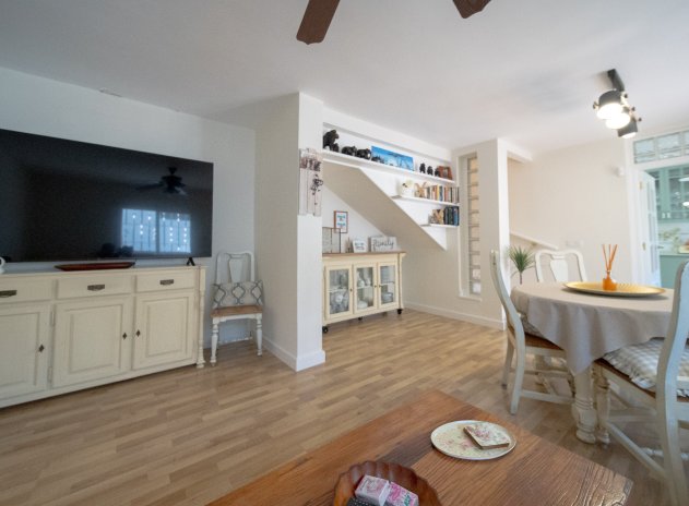 Herverkoop - Villa - Torrevieja - Los Balcones