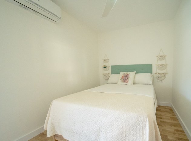 Herverkoop - Villa - Torrevieja - Los Balcones