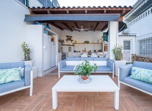 Herverkoop - Villa - Torrevieja - Los Balcones