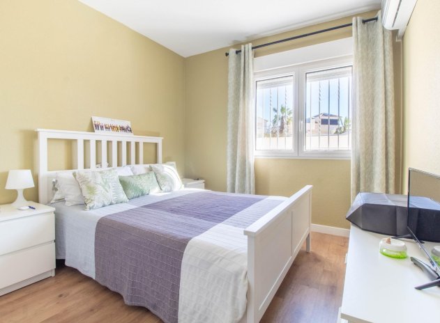 Herverkoop - Villa - San Miguel de Salinas - Blue lagoon