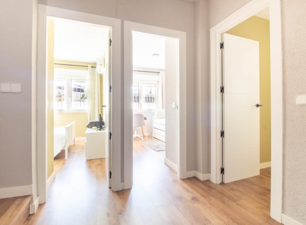 Herverkoop - Villa - San Miguel de Salinas - Blue lagoon