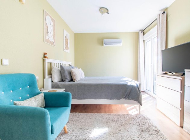 Herverkoop - Villa - San Miguel de Salinas - Blue lagoon