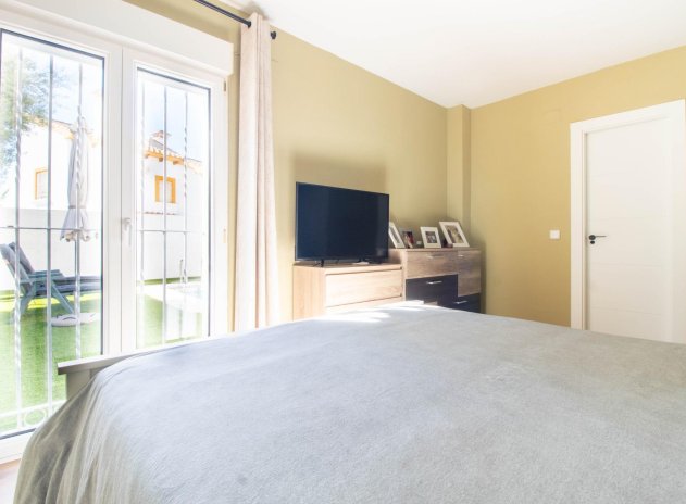 Herverkoop - Villa - San Miguel de Salinas - Blue lagoon