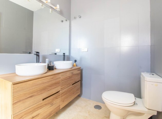 Herverkoop - Villa - San Miguel de Salinas - Blue lagoon