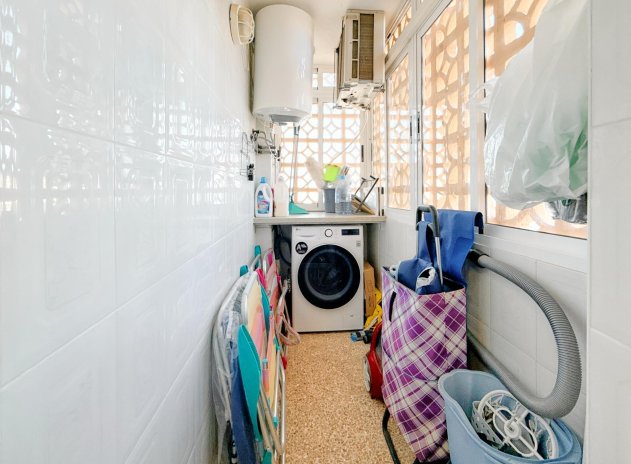 Herverkoop - Appartement - Torrevieja - Playa del Cura