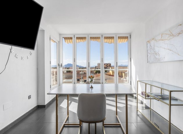 Reventa - Apartamento / Piso - Daya Nueva