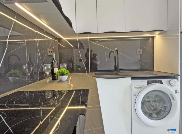 Herverkoop - Appartement - Torrevieja - La Mata