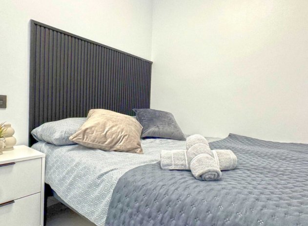 Herverkoop - Appartement - Torrevieja - La Mata