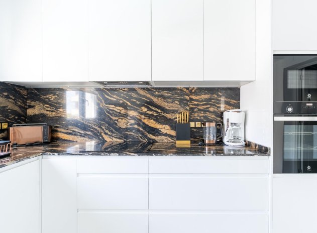 Resale - Townhouse * - Torrevieja * - Punta Prima *