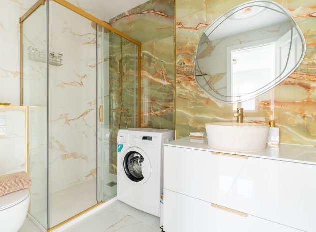 Resale - Townhouse * - Torrevieja * - Punta Prima *