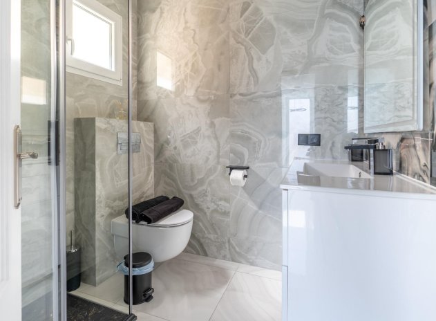 Resale - Townhouse * - Torrevieja * - Punta Prima *