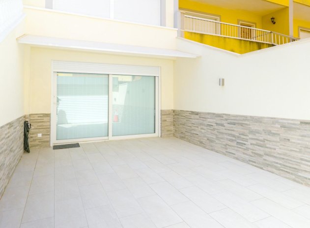 Resale - Townhouse * - Torrevieja * - Punta Prima *