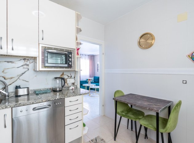 Herverkoop - Villa - Orihuela Costa - Punta Prima