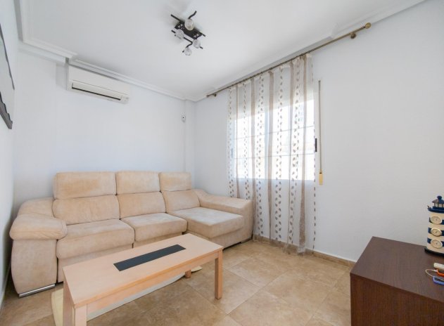 Herverkoop - Villa - Torrevieja - La Mata