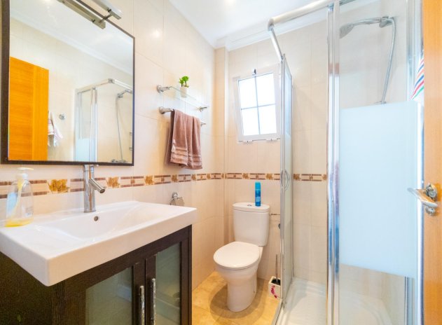 Herverkoop - Villa - Torrevieja - La Mata