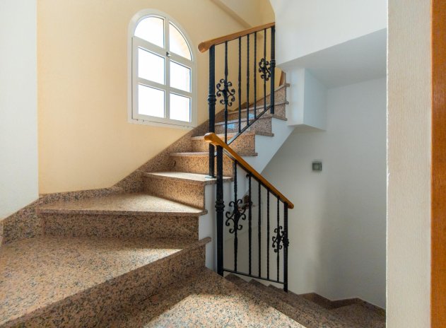 Herverkoop - Villa - Torrevieja - La Mata