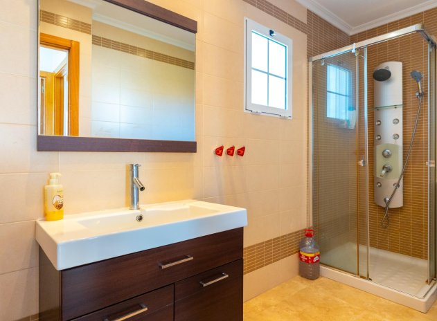 Herverkoop - Villa - Torrevieja - La Mata