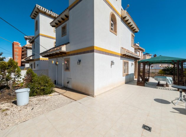 Herverkoop - Villa - Torrevieja - La Mata