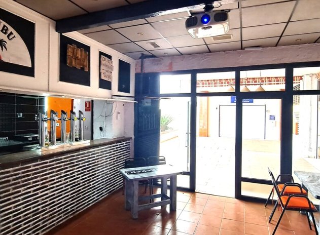 Resale - Commercial * - Los Dolses *