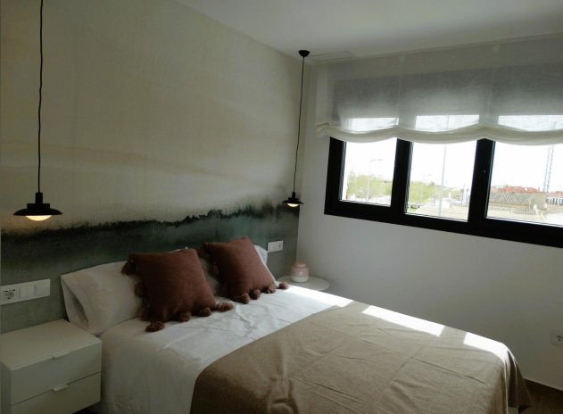 Obra nueva - Apartamento / Piso - Pilar de la Horadada - pueblo