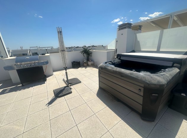 Resale - Apartment / Flat * - Orihuela - Entre Naranjos *