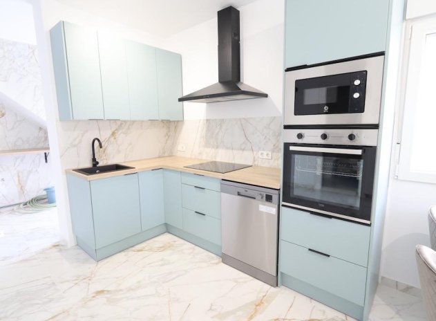 Herverkoop - Rijwoning - Torrevieja - San luis