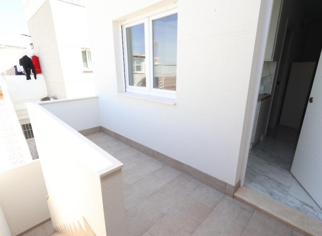 Herverkoop - Rijwoning - Torrevieja - San luis