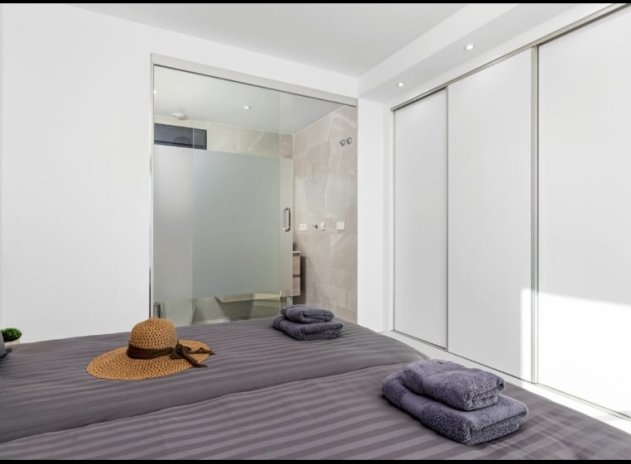 Wiederverkauf - Villa - San Miguel de Salinas