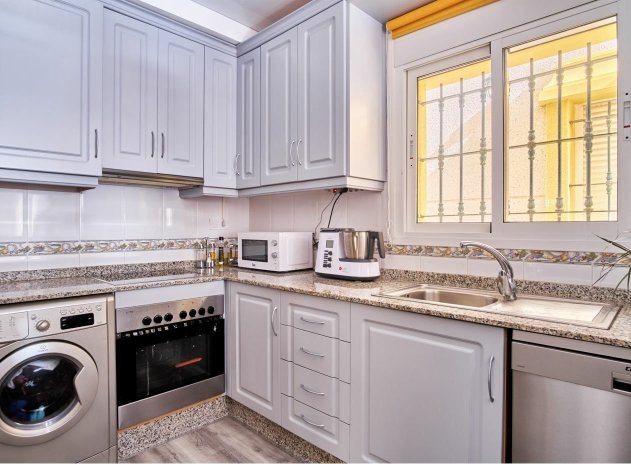 Herverkoop - Villa - Los Montesinos - La Herrada