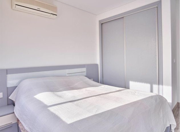 Herverkoop - Villa - Los Montesinos - La Herrada