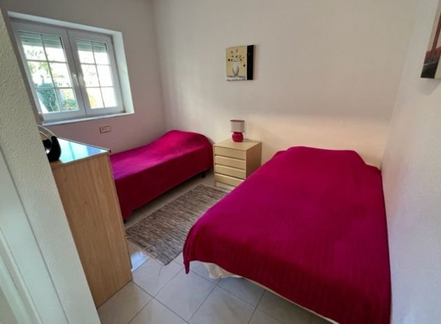 Herverkoop - Appartement - Guardamar del Segura - Valencian Community