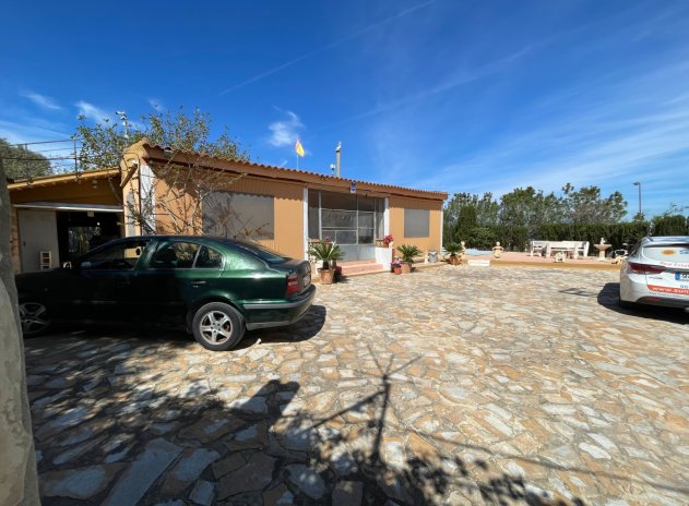 Herverkoop - Villa - Guardamar del Segura - Valencian Community