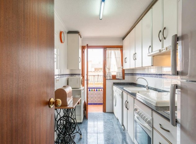 Herverkoop - Appartement - Torrevieja - Playa de los Naufragos