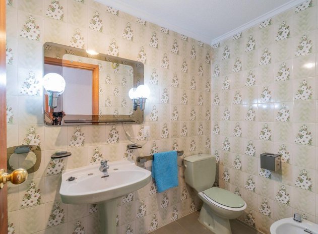 Herverkoop - Appartement - Torrevieja - Playa de los Naufragos