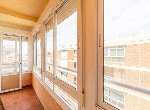 Herverkoop - Appartement - Torrevieja - Playa de los Naufragos