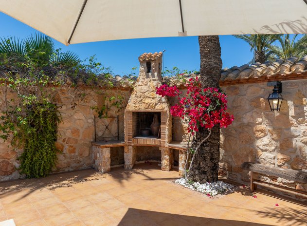 Wiederverkauf - Villa - Orihuela Costa - Punta Prima