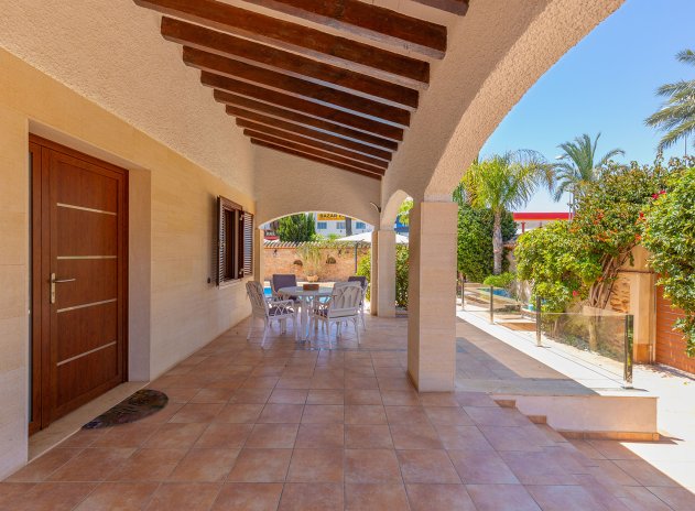 Wiederverkauf - Villa - Orihuela Costa - Punta Prima