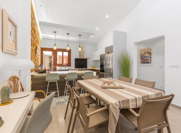 Wiederverkauf - Villa - Orihuela Costa - Punta Prima