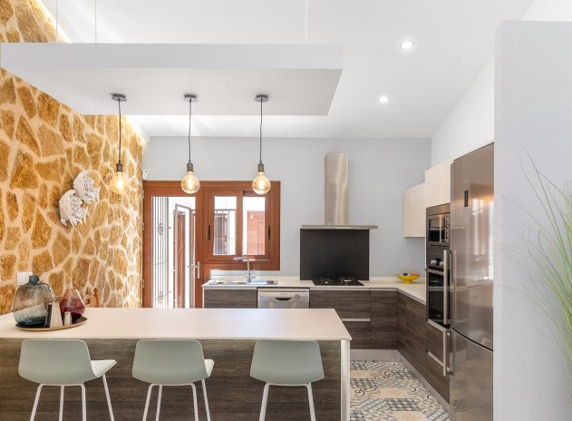 Wiederverkauf - Villa - Orihuela Costa - Punta Prima