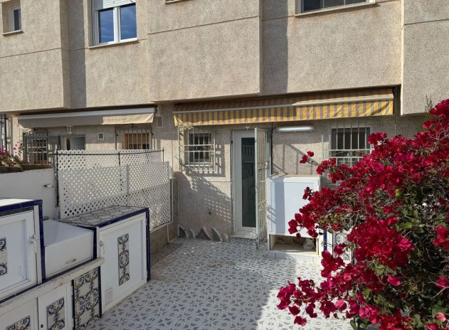 Reventa - Casa adosada - La Mata