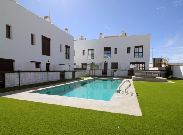 New Build - Townhouse * - Pilar de la Horadada * - parque Andromeda