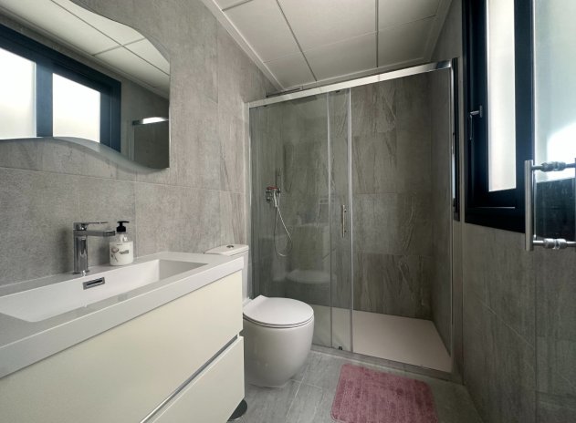 Reventa - Villa - San Miguel de Salinas