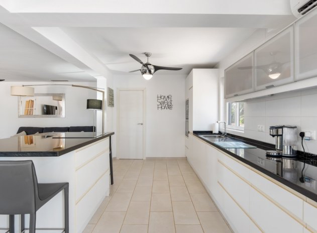 Herverkoop - Finca / Plattelands Woning - Catral