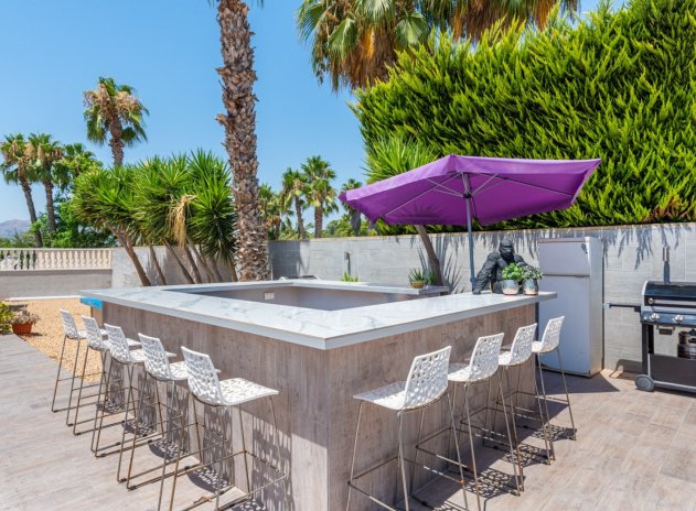 Herverkoop - Finca / Plattelands Woning - Catral