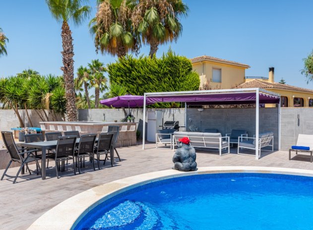 Herverkoop - Finca / Plattelands Woning - Catral