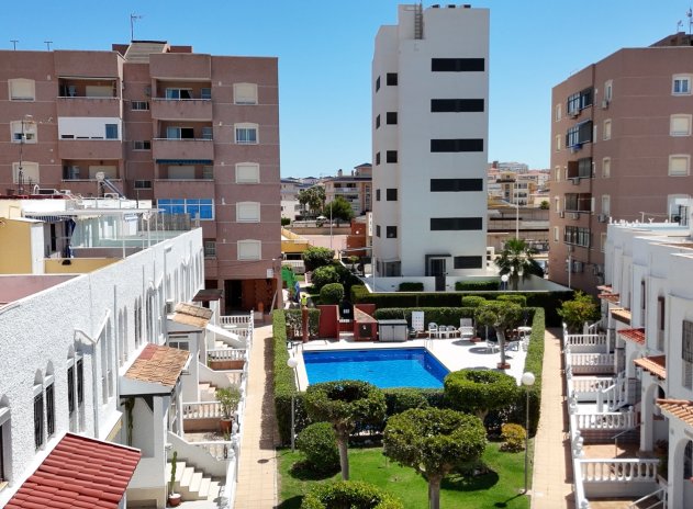 Herverkoop - Finca / Plattelands Woning - Torrevieja - La Mata