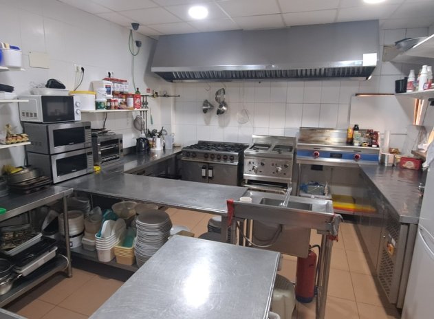 Herverkoop - Commercieel - Villamartin - Orihuela Costa