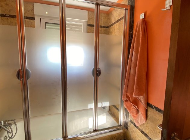 Reventa - Apartamento / Piso - Guardamar del Segura